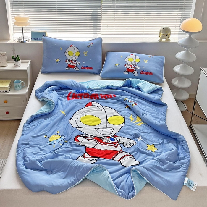 91家纺网 家纺一手货源 找家纺 （总）蘭菲家纺 2025新款凉感丝奥特曼印花夏被