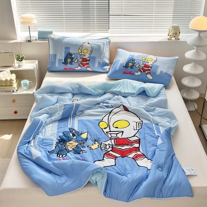 91家纺网 家纺一手货源 找家纺 （总）蘭菲家纺 2025新款凉感丝奥特曼印花夏被