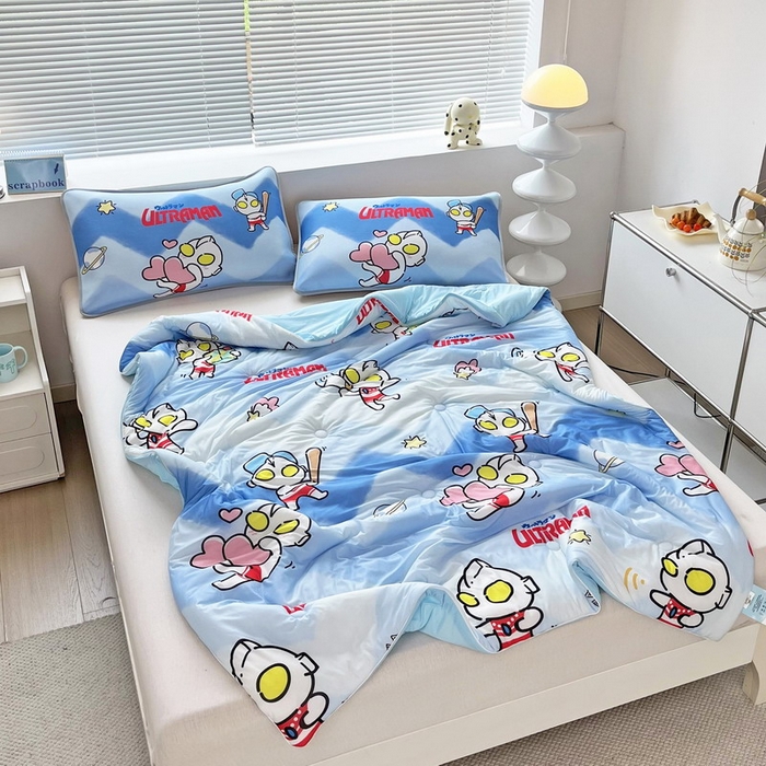 91家纺网 家纺一手货源 找家纺 蘭菲家纺 2025新款凉感丝奥特曼印花夏被 棒球队