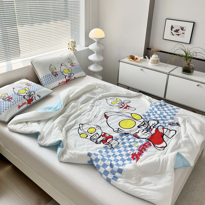 91家纺网 家纺一手货源 找家纺 蘭菲家纺 2025新款凉感丝奥特曼印花夏被 超人兄弟