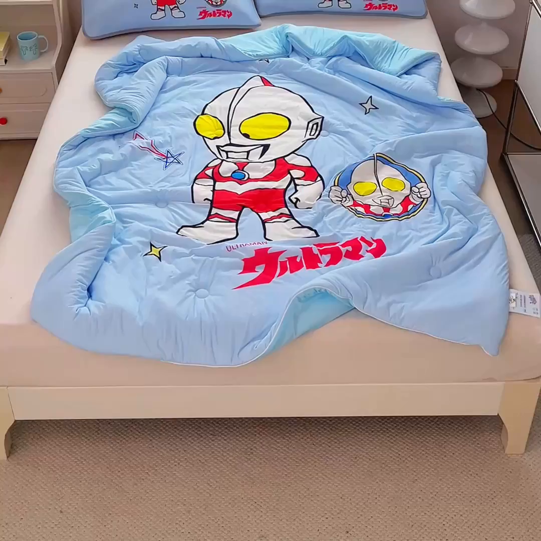 91家纺网 家纺一手货源 找家纺 蘭菲家纺 2025新款凉感丝奥特曼印花夏被 成功