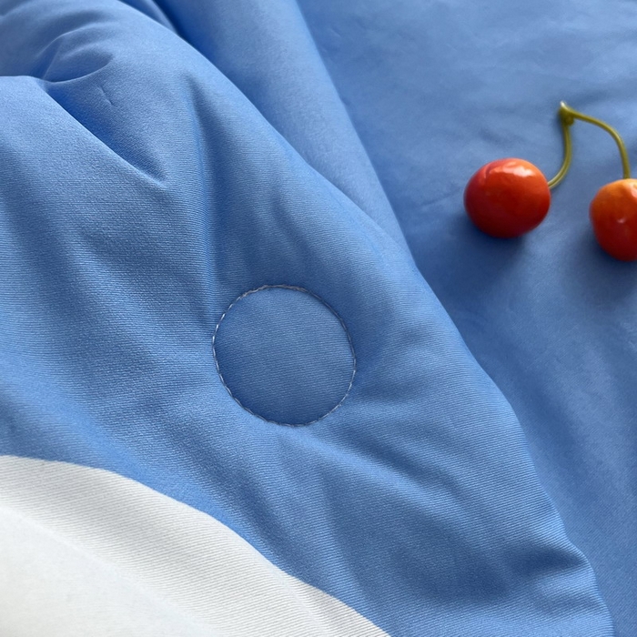 91家纺网 家纺一手货源 找家纺 蘭菲家纺 2025新款凉感丝奥特曼印花夏被 出击