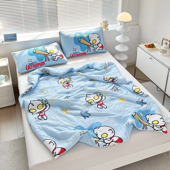 91家纺网 家纺一手货源 找家纺 蘭菲家纺 2025新款凉感丝奥特曼印花夏被 科学家