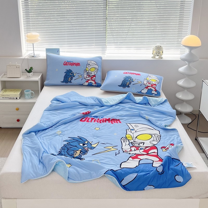 91家纺网 家纺一手货源 找家纺 蘭菲家纺 2025新款凉感丝奥特曼印花夏被 闪电