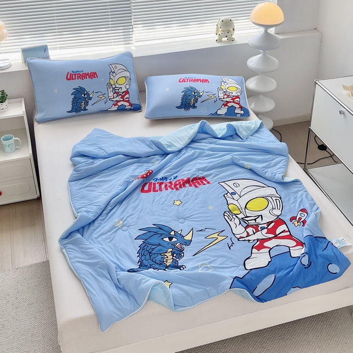 91家纺网 家纺一手货源 找家纺 蘭菲家纺 2025新款凉感丝奥特曼印花夏被 闪电