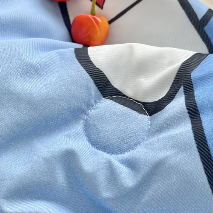 91家纺网 家纺一手货源 找家纺 蘭菲家纺 2025新款凉感丝奥特曼印花夏被 闪电