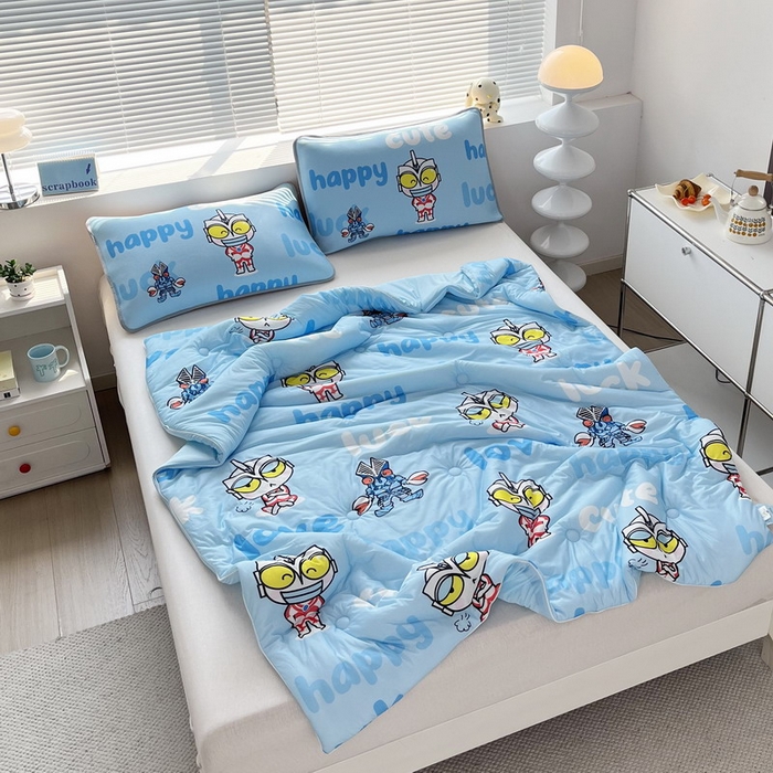 91家纺网 家纺一手货源 找家纺 蘭菲家纺 2025新款凉感丝奥特曼印花夏被 上学