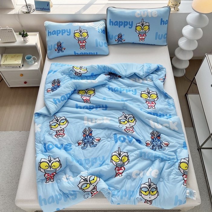 91家纺网 家纺一手货源 找家纺 蘭菲家纺 2025新款凉感丝奥特曼印花夏被 上学