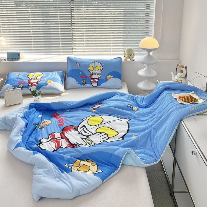 91家纺网 家纺一手货源 找家纺 蘭菲家纺 2025新款凉感丝奥特曼印花夏被 无敌