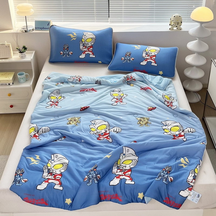 91家纺网 家纺一手货源 找家纺 蘭菲家纺 2025新款凉感丝奥特曼印花夏被 小虎队