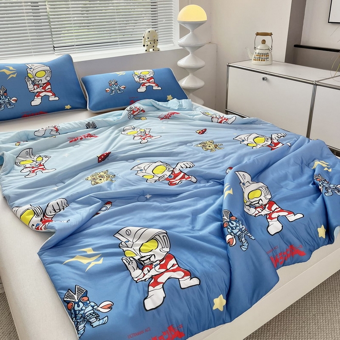 91家纺网 家纺一手货源 找家纺 蘭菲家纺 2025新款凉感丝奥特曼印花夏被 小虎队