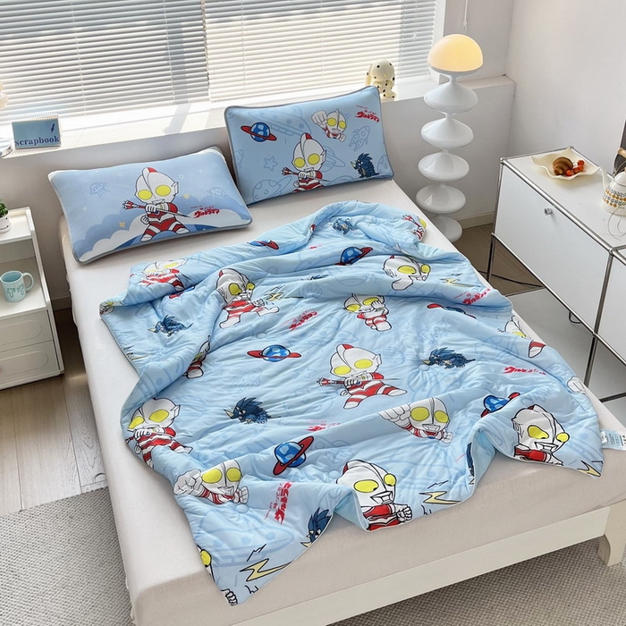 91家纺网 家纺一手货源 找家纺 蘭菲家纺 2025新款凉感丝奥特曼印花夏被 宇宙飞人