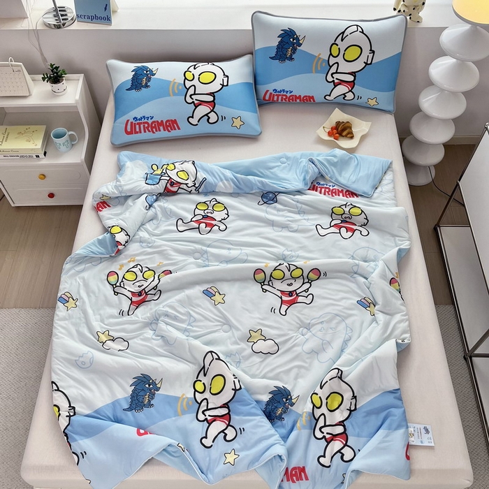 91家纺网 家纺一手货源 找家纺 蘭菲家纺 2025新款凉感丝奥特曼印花夏被 运动员