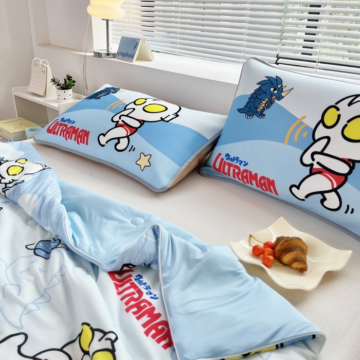 91家纺网 家纺一手货源 找家纺 蘭菲家纺 2025新款凉感丝奥特曼印花夏被 运动员