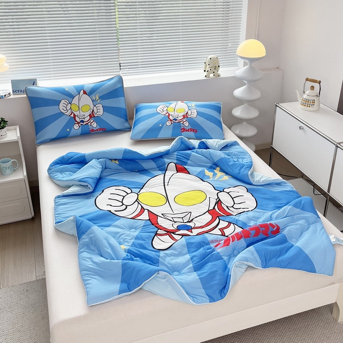 91家纺网 家纺一手货源 找家纺 蘭菲家纺 2025新款凉感丝奥特曼印花夏被 正义之侠