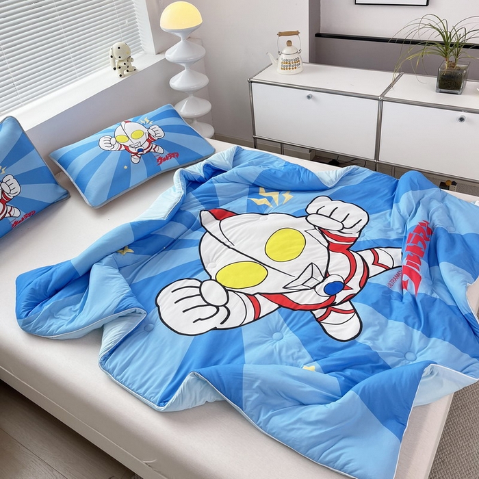 91家纺网 家纺一手货源 找家纺 蘭菲家纺 2025新款凉感丝奥特曼印花夏被 正义之侠