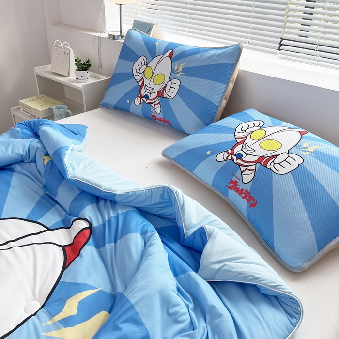 91家纺网 家纺一手货源 找家纺 蘭菲家纺 2025新款凉感丝奥特曼印花夏被 正义之侠