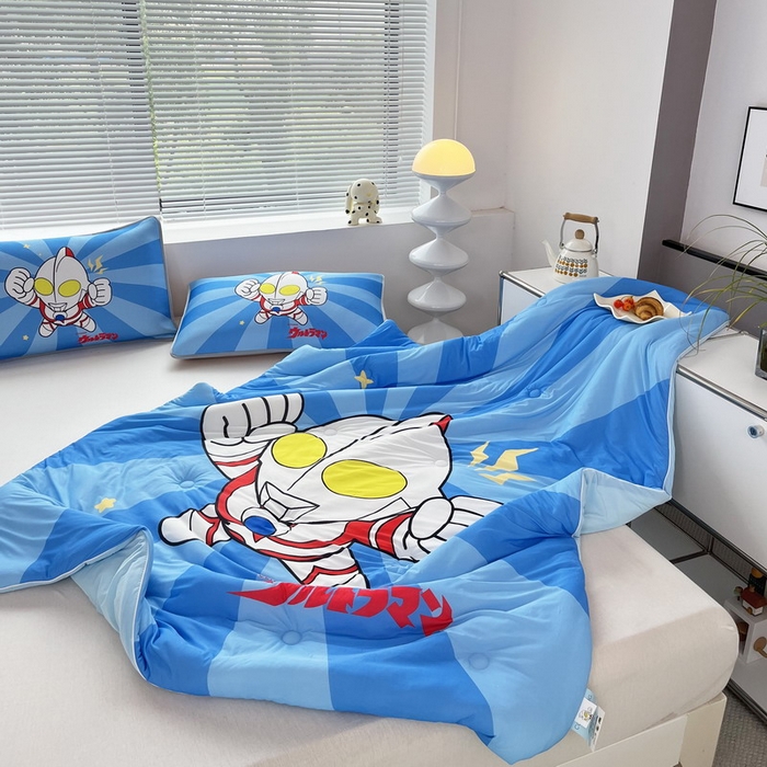 91家纺网 家纺一手货源 找家纺 蘭菲家纺 2025新款凉感丝奥特曼印花夏被 正义之侠