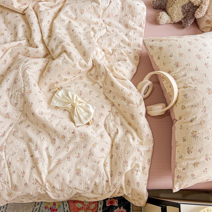 91家纺网 家纺一手货源 找家纺 仟网汇 2025新款皱皱纱简单款夏被四件套 梦境