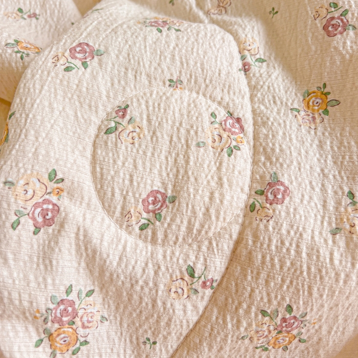 91家纺网 家纺一手货源 找家纺 仟网汇 2025新款皱皱纱简单款夏被四件套 梦境