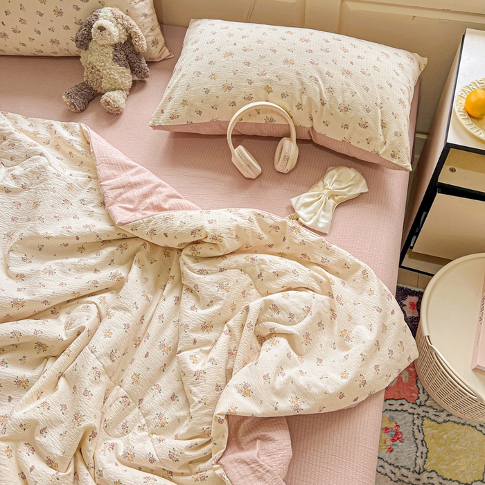 91家纺网 家纺一手货源 找家纺 仟网汇 2025新款皱皱纱简单款夏被四件套 梦境