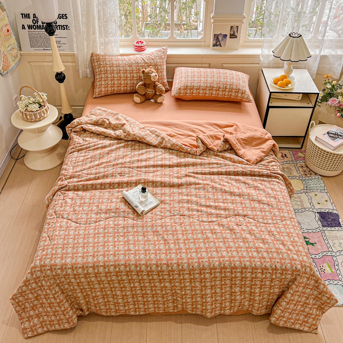 91家纺网 家纺一手货源 找家纺 仟网汇 2025新款皱皱纱简单款夏被四件套 罗曼