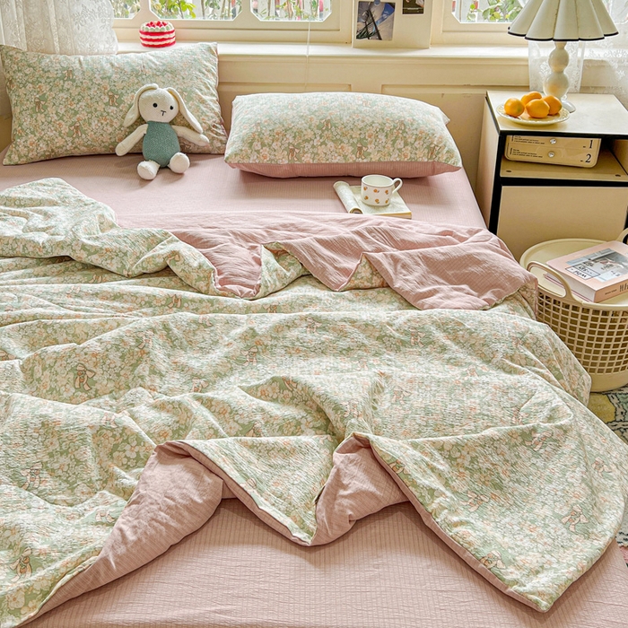 91家纺网 家纺一手货源 找家纺 仟网汇 2025新款皱皱纱简单款夏被四件套 花束-绿