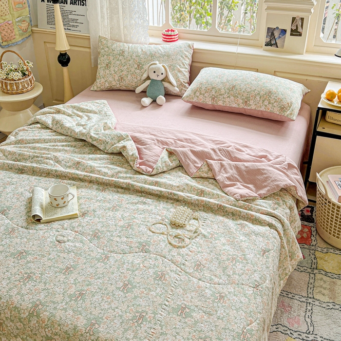 91家纺网 家纺一手货源 找家纺 仟网汇 2025新款皱皱纱简单款夏被四件套 花束-绿