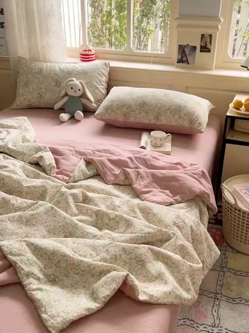 91家纺网 家纺一手货源 找家纺 仟网汇 2025新款皱皱纱简单款夏被四件套 花束-绿