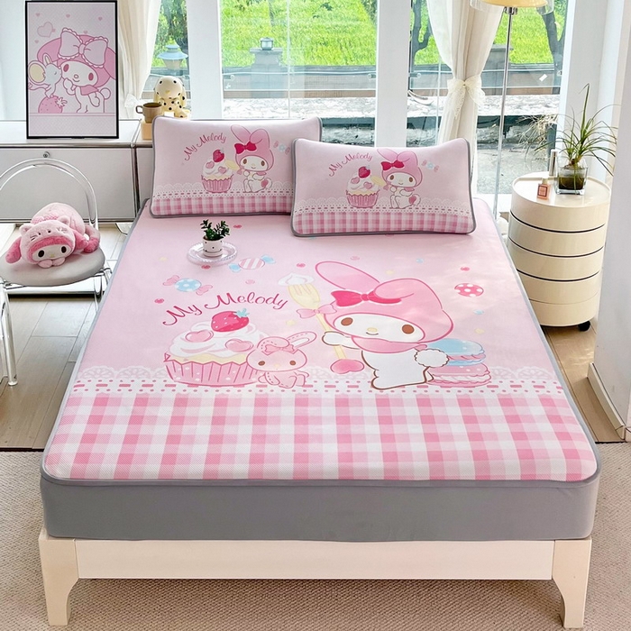 91家纺网 家纺一手货源 找家纺 蘭菲家纺 2025新款三丽鸥卡通印花冰丝凉席 节日快乐