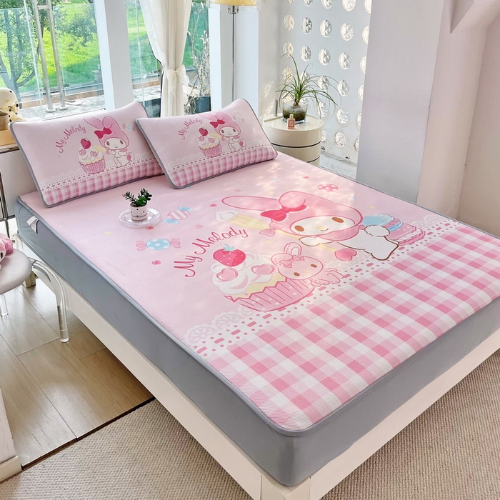 91家纺网 家纺一手货源 找家纺 蘭菲家纺 2025新款三丽鸥卡通印花冰丝凉席 节日快乐