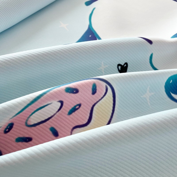 91家纺网 家纺一手货源 找家纺 蘭菲家纺 2025新款三丽鸥卡通印花冰丝凉席 恰恰-蓝