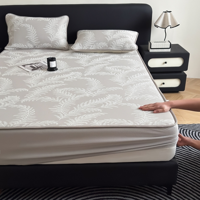 91家纺网 家纺一手货源 找家纺 （总）九花鹿 2025新款A类PE凉感提花床笠款冰丝凉席软凉席可机洗可水洗