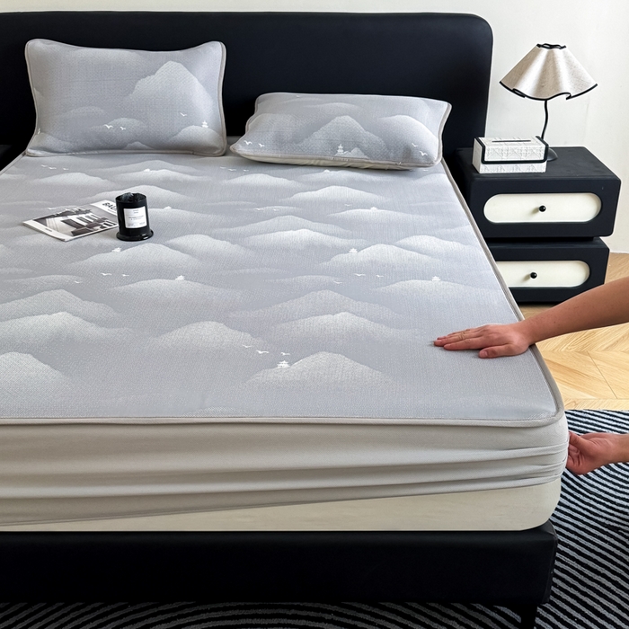 91家纺网 家纺一手货源 找家纺 （总）九花鹿 2025新款A类PE凉感提花床笠款冰丝凉席软凉席可机洗可水洗