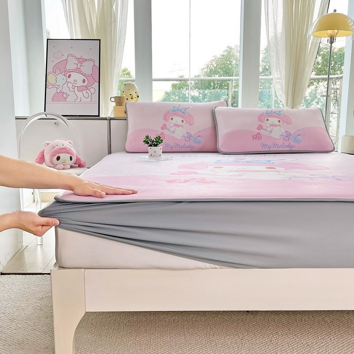 91家纺网 家纺一手货源 找家纺 蘭菲家纺 2025新款三丽鸥卡通印花冰丝凉席 去约会