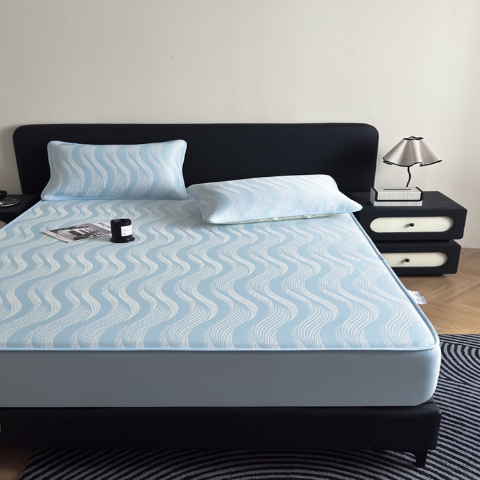 91家纺网 家纺一手货源 找家纺 九花鹿 2025新款A类PE凉感提花床笠款冰丝凉席软凉席可机洗可水洗 波纹（天空蓝）