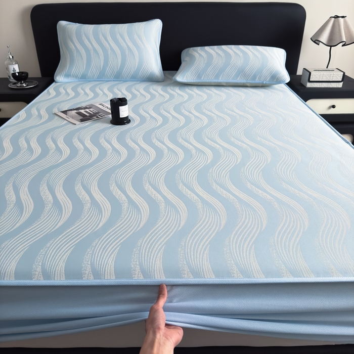 91家纺网 家纺一手货源 找家纺 九花鹿 2025新款A类PE凉感提花床笠款冰丝凉席软凉席可机洗可水洗 波纹（天空蓝）