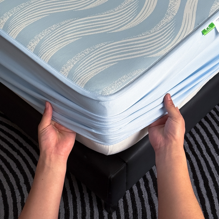 91家纺网 家纺一手货源 找家纺 九花鹿 2025新款A类PE凉感提花床笠款冰丝凉席软凉席可机洗可水洗 波纹（天空蓝）