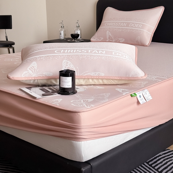 91家纺网 家纺一手货源 找家纺 九花鹿 2025新款A类PE凉感提花床笠款冰丝凉席软凉席可机洗可水洗 蝶舞（浅粉）