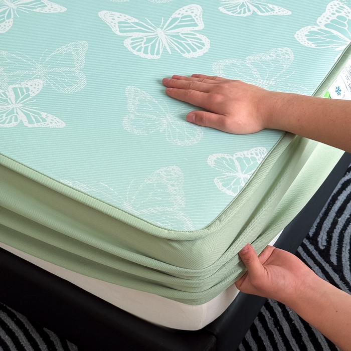 91家纺网 家纺一手货源 找家纺 九花鹿 2025新款A类PE凉感提花床笠款冰丝凉席软凉席可机洗可水洗 蝶舞（浅绿）