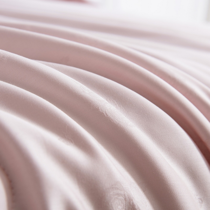 91家纺网 家纺一手货源 找家纺 鲁爱家纺供货 2025新款天丝夏被 花镜-玉颜粉