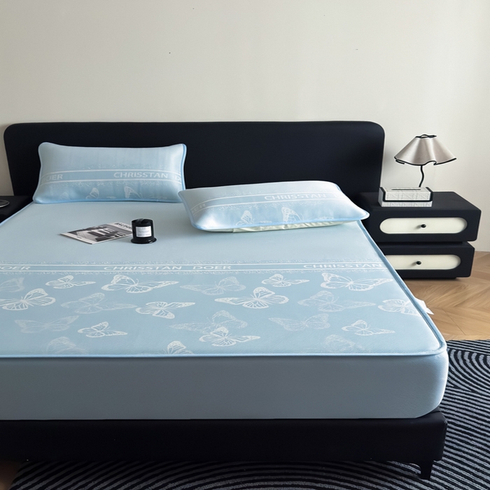 91家纺网 家纺一手货源 找家纺 九花鹿 2025新款A类PE凉感提花床笠款冰丝凉席软凉席可机洗可水洗 蝶舞（天空蓝）