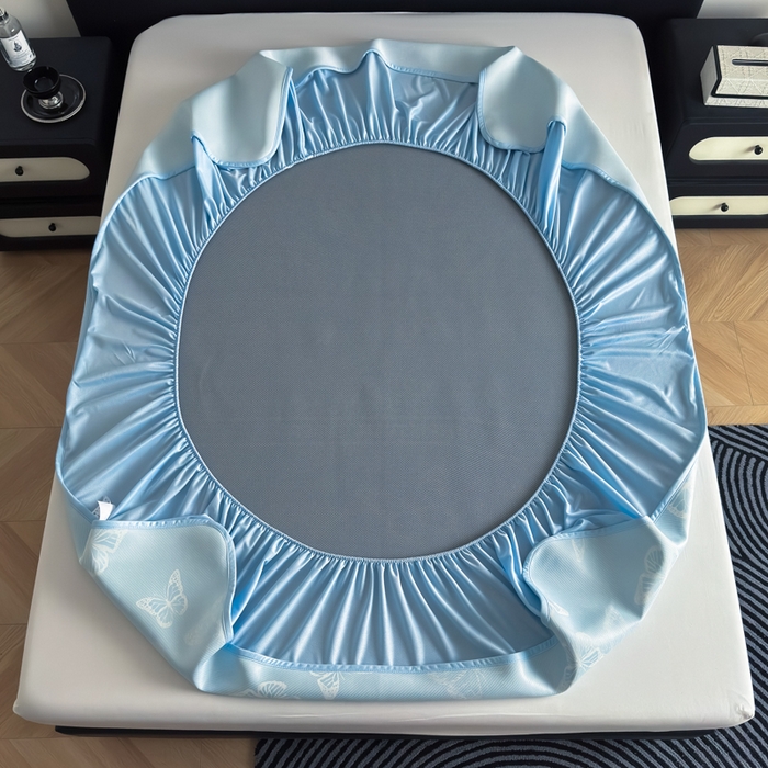 91家纺网 家纺一手货源 找家纺 九花鹿 2025新款A类PE凉感提花床笠款冰丝凉席软凉席可机洗可水洗 蝶舞（天空蓝）