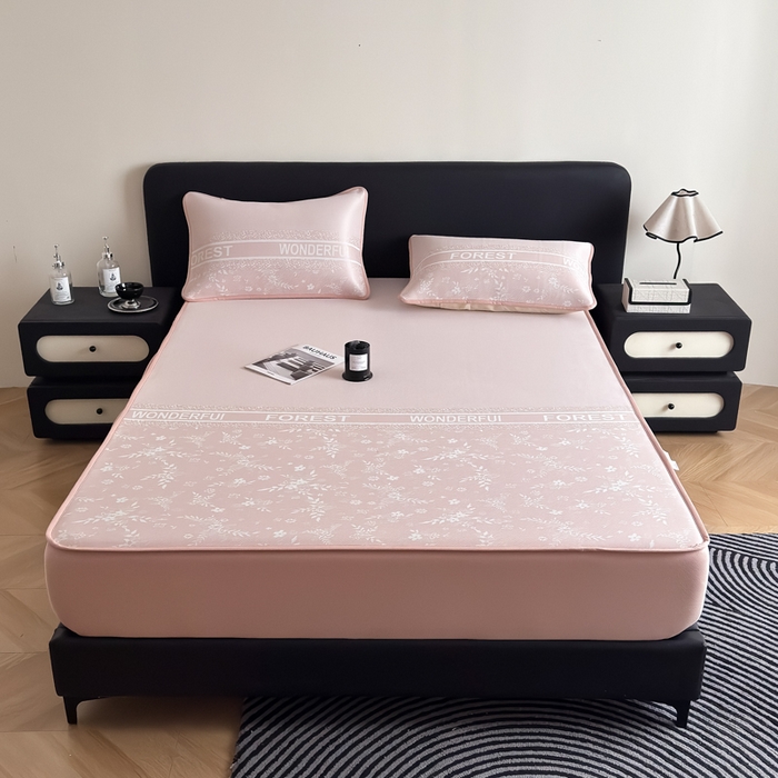 91家纺网 家纺一手货源 找家纺 九花鹿 2025新款A类PE凉感提花床笠款冰丝凉席软凉席可机洗可水洗 花梦（浅粉）