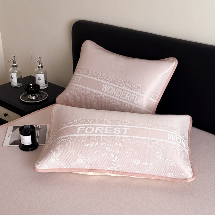 91家纺网 家纺一手货源 找家纺 九花鹿 2025新款A类PE凉感提花床笠款冰丝凉席软凉席可机洗可水洗 花梦（浅粉）