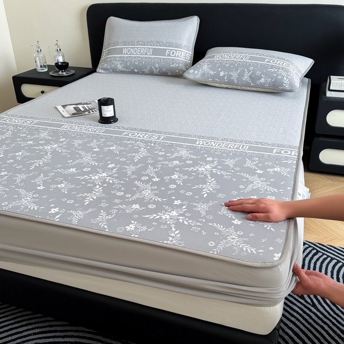 91家纺网 家纺一手货源 找家纺 九花鹿 2025新款A类PE凉感提花床笠款冰丝凉席软凉席可机洗可水洗 花梦（绅士灰）