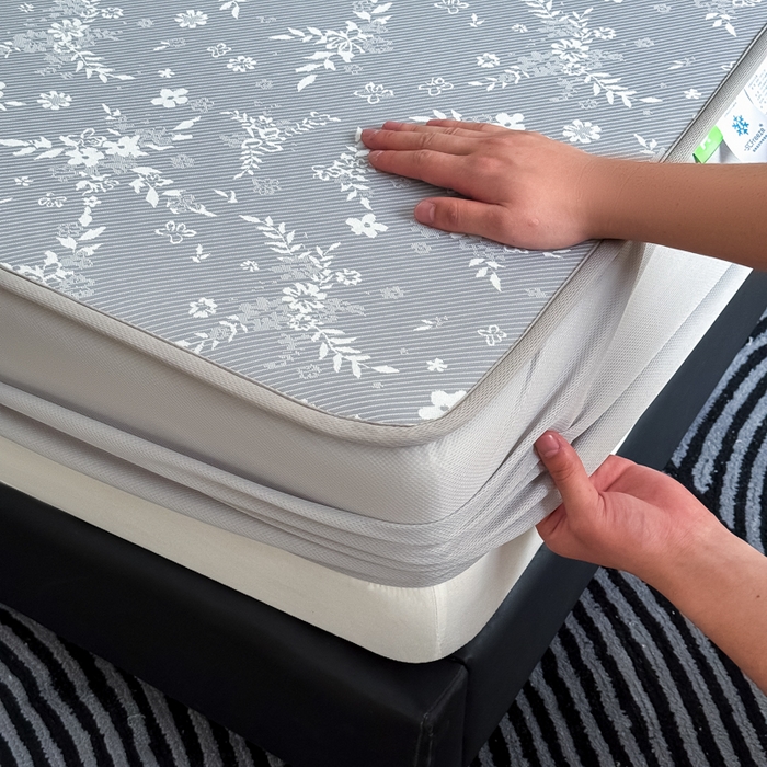 91家纺网 家纺一手货源 找家纺 九花鹿 2025新款A类PE凉感提花床笠款冰丝凉席软凉席可机洗可水洗 花梦（绅士灰）