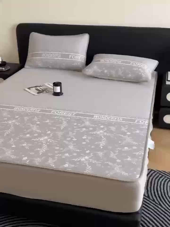 91家纺网 家纺一手货源 找家纺 九花鹿 2025新款A类PE凉感提花床笠款冰丝凉席软凉席可机洗可水洗 花梦（绅士灰）