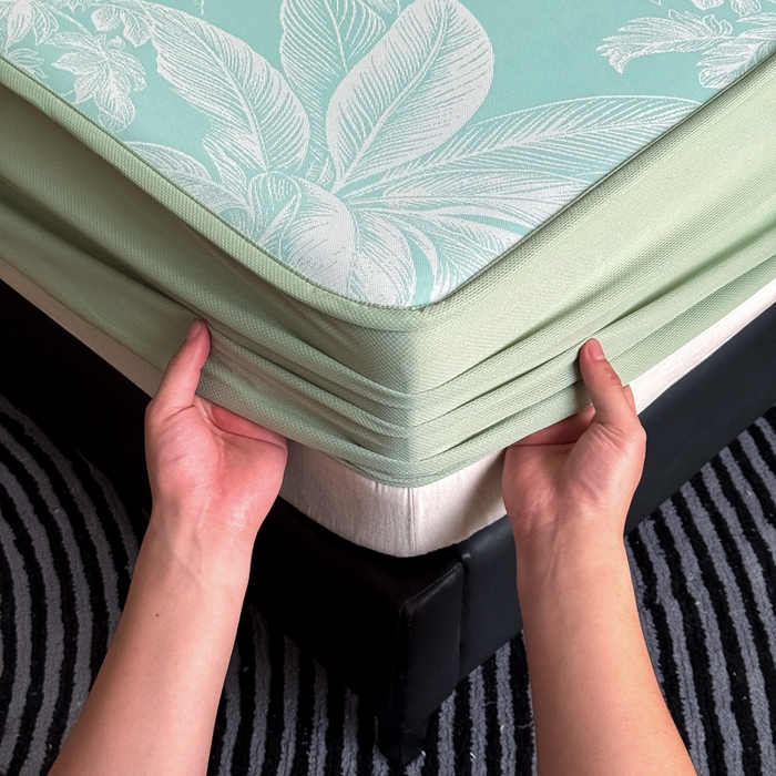 91家纺网 家纺一手货源 找家纺 九花鹿 2025新款A类PE凉感提花床笠款冰丝凉席软凉席可机洗可水洗 盆栽（青绿）