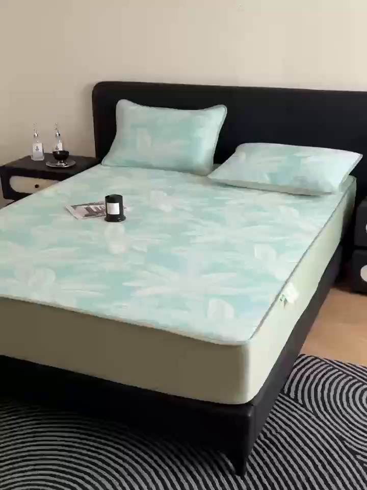 91家纺网 家纺一手货源 找家纺 九花鹿 2025新款A类PE凉感提花床笠款冰丝凉席软凉席可机洗可水洗 盆栽（青绿）